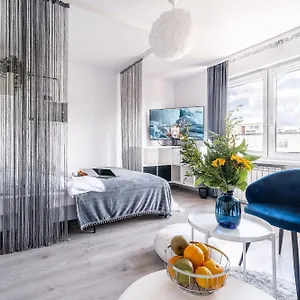 Apartament Dreamy Modern 13 Min To Old Town In The Beloved District Of Muranow, Warszawa